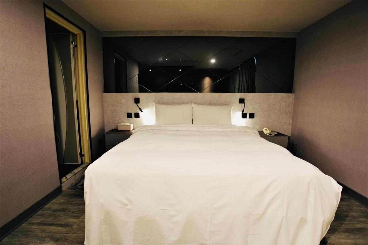 Golden Home Hotel Taipei Luaran gambar