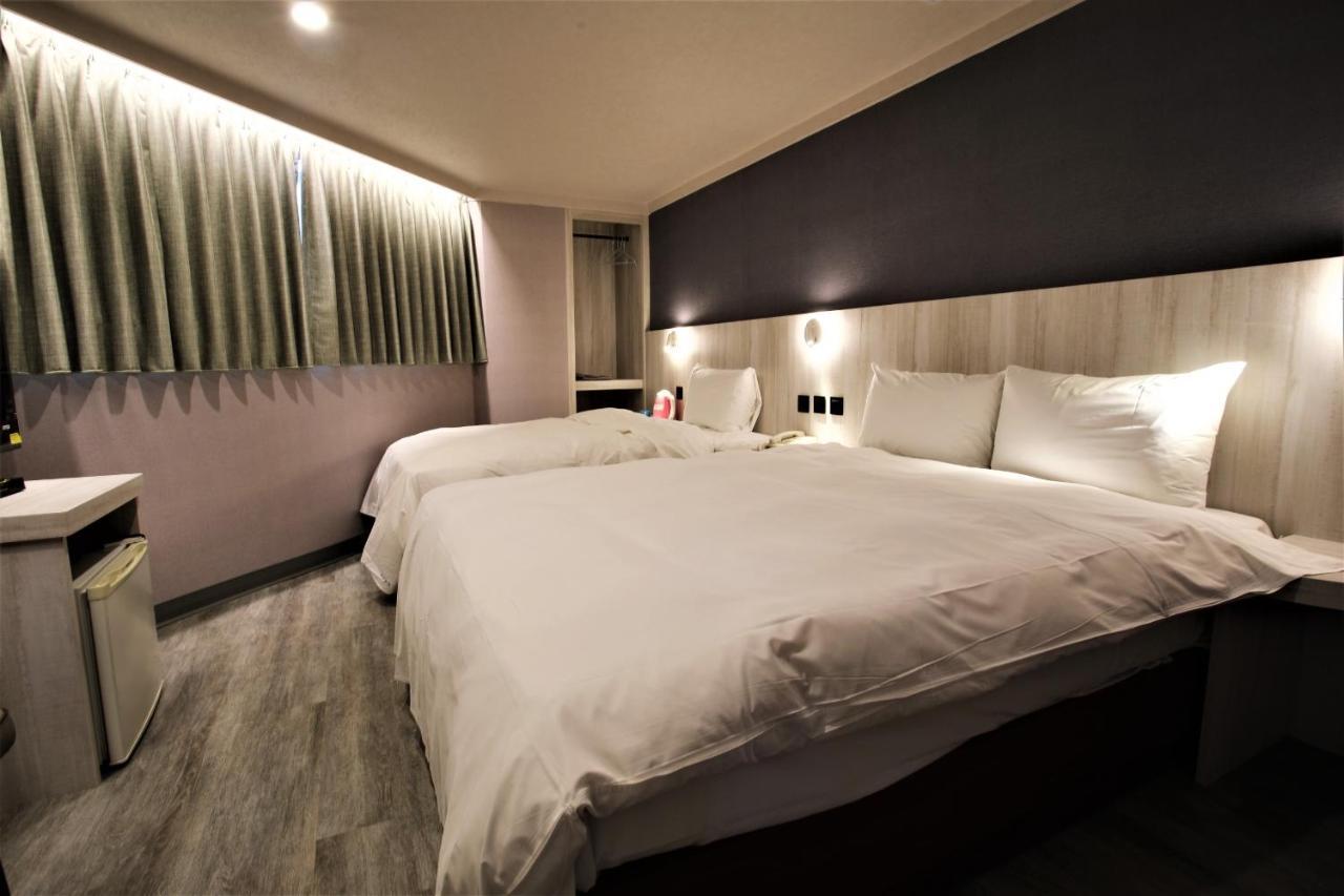 Golden Home Hotel Taipei Luaran gambar