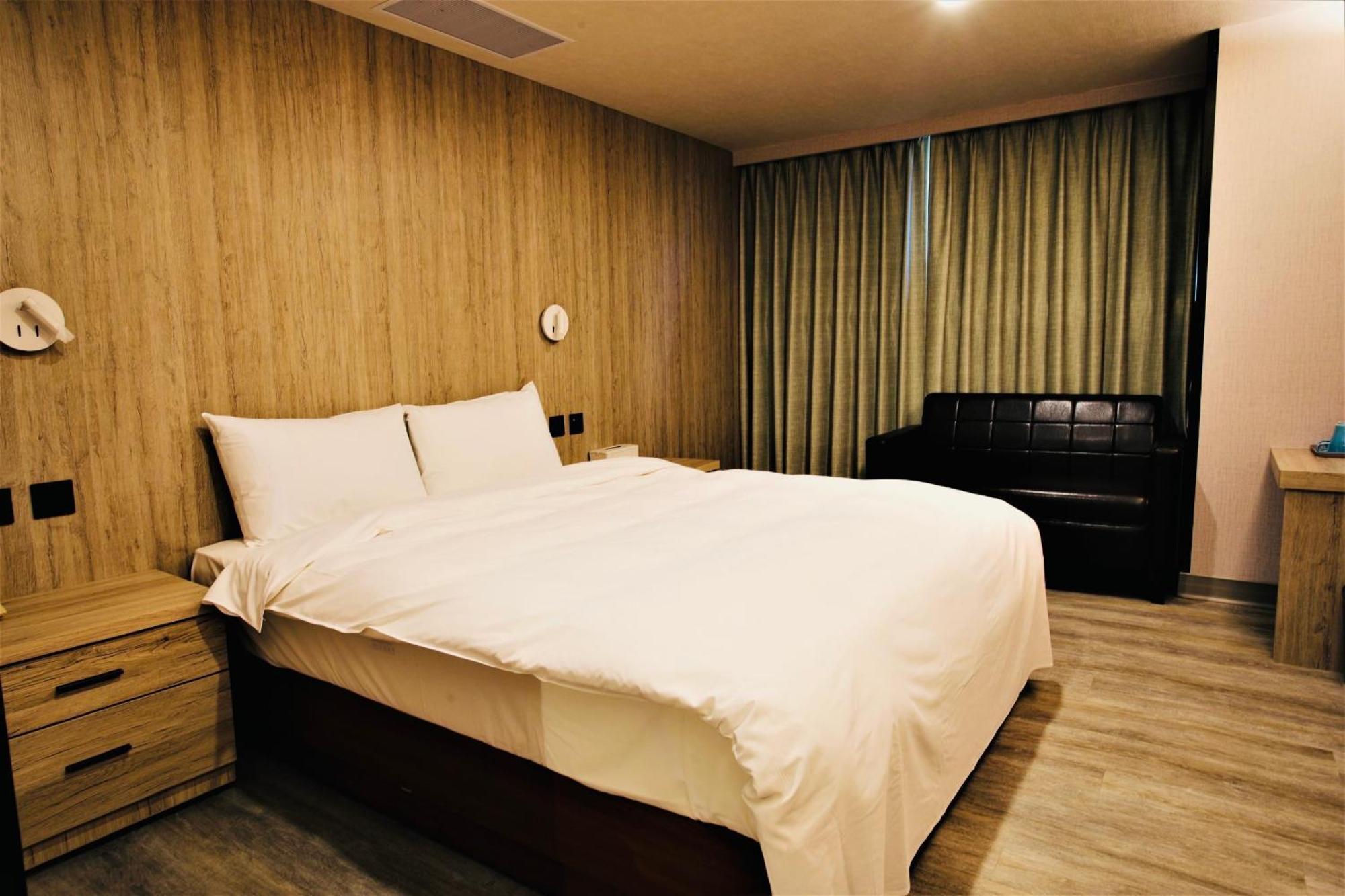 Golden Home Hotel Taipei Luaran gambar