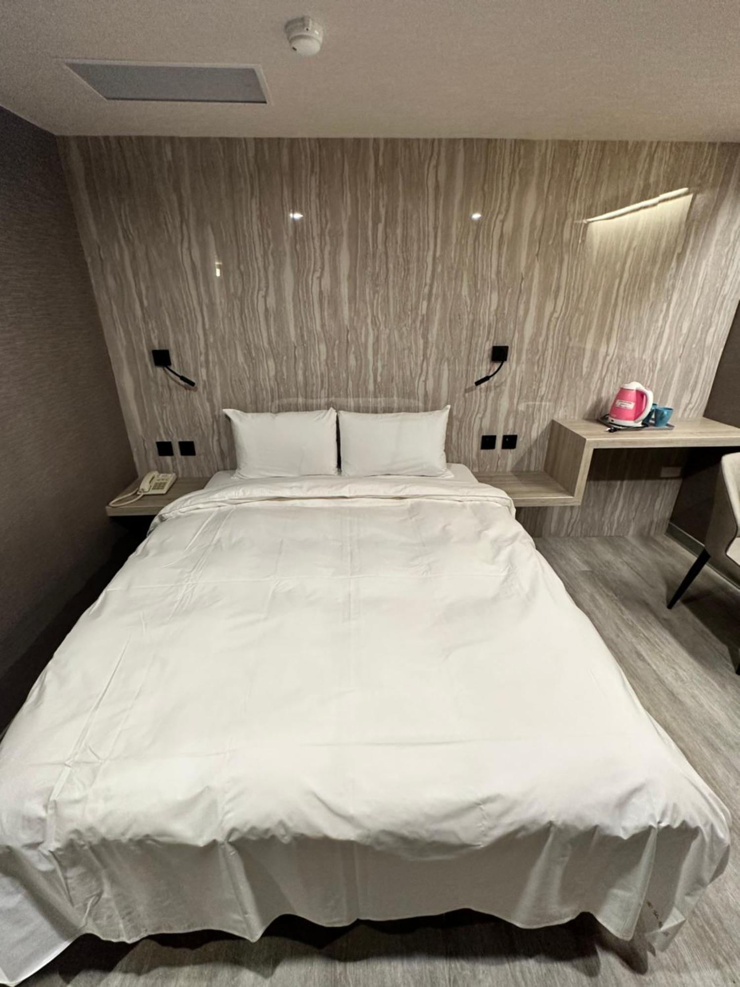 Golden Home Hotel Taipei Luaran gambar